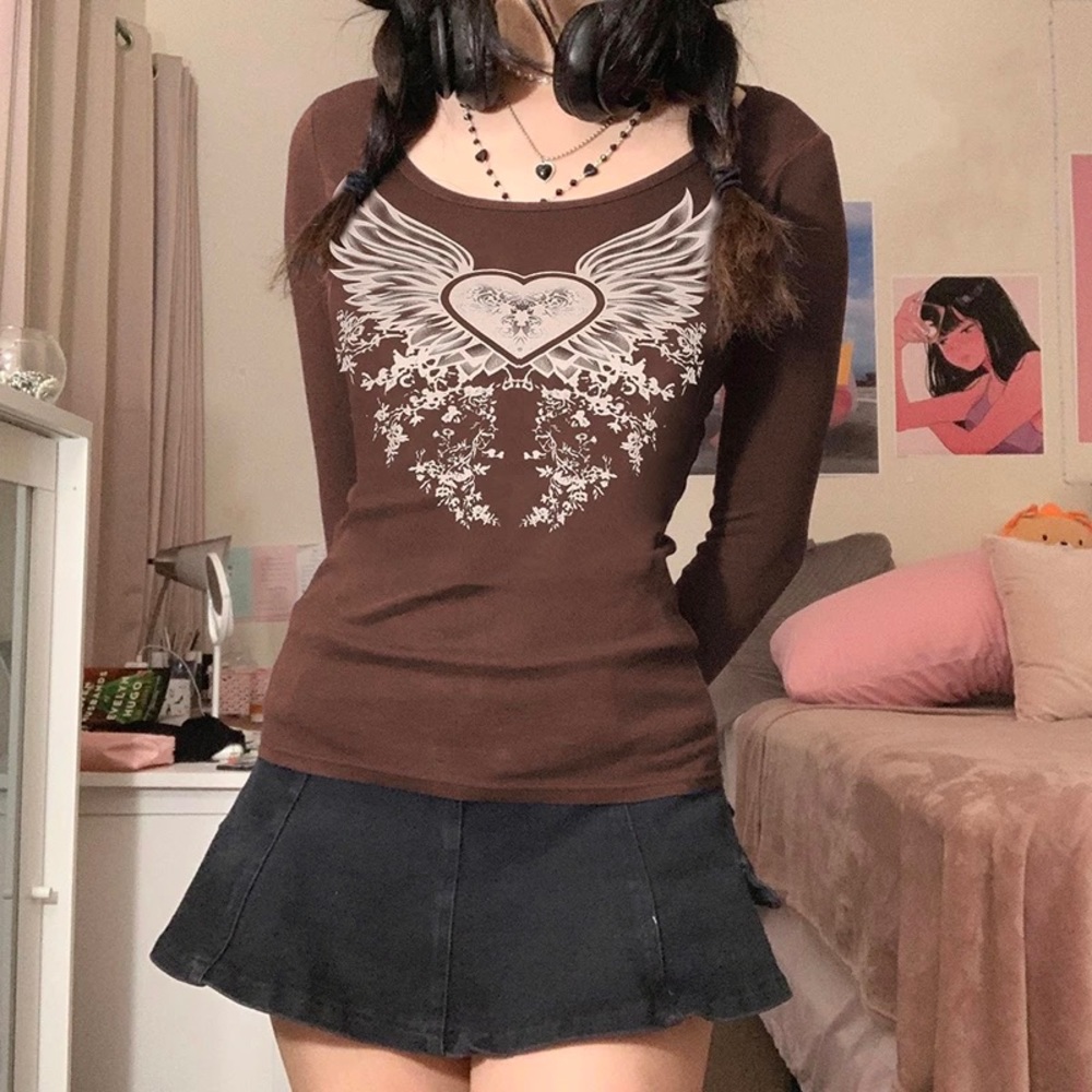 Long Sleeve Heart Winged Y2K Graphic Tee Shirt